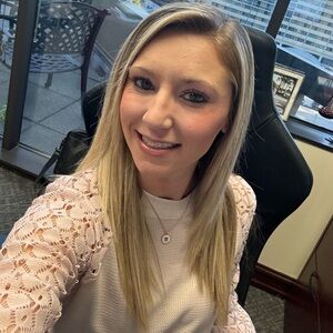 Meet your Posher, Sara